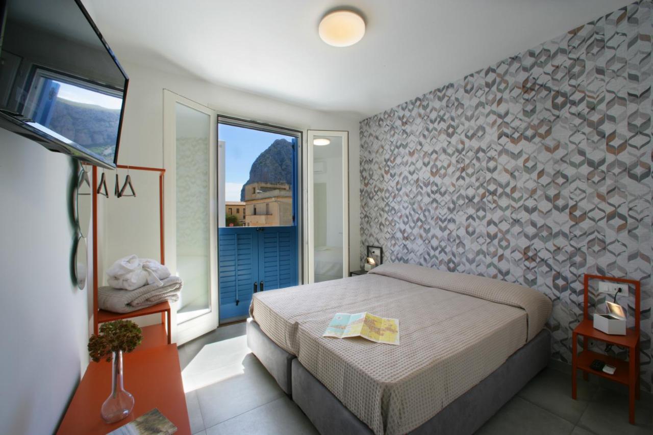 Itaca E Medea - Appartamenti Con Idromassaggio In Terrazza San Vito Lo Capo Ngoại thất bức ảnh