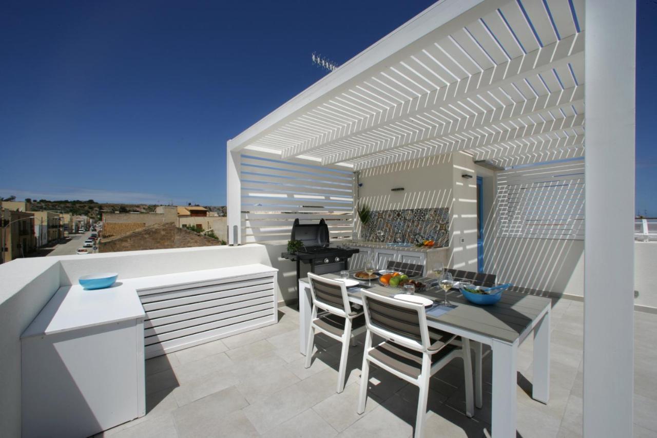 Itaca E Medea - Appartamenti Con Idromassaggio In Terrazza San Vito Lo Capo Ngoại thất bức ảnh